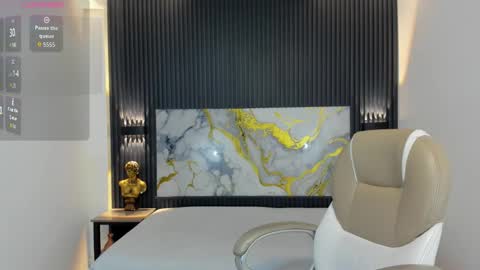 Snapshot of santiago_russo18 chatting on 10/07/25, 12:35 santiago_russo18 online show from 10/07/25, 12:35