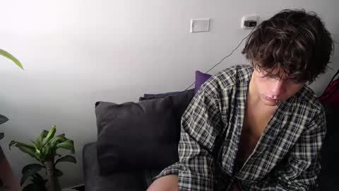 Santii online show from 02/06/25, 01:21