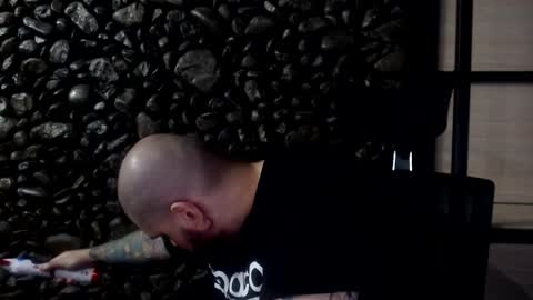 Santino online show from 03/11/25, 08:20