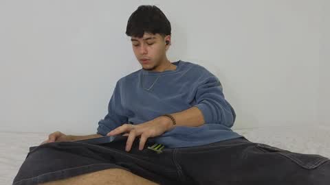 santybig18 online show from 01/16/25, 12:02