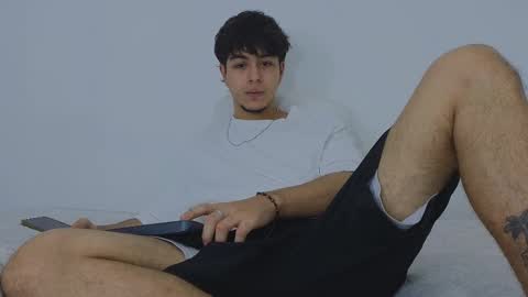 santybig18 online show from 02/22/25, 11:35