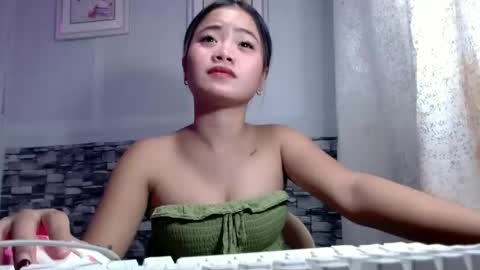 sapphire_amora online show from 10/21/25, 03:13