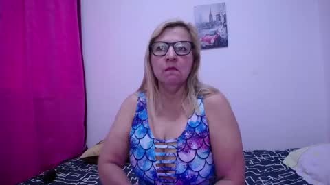 sara online show from 02/24/25, 04:04