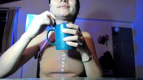 Sara online show from 01/14/25, 02:19