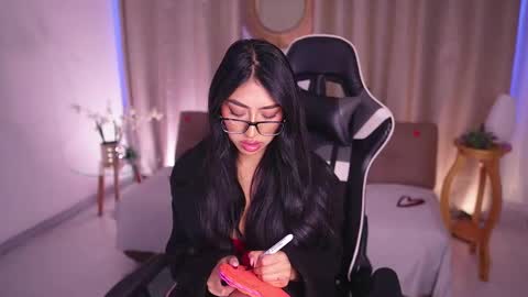 Sara  online show from 02/14/25, 12:47