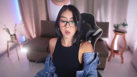 Sara  online show from 02/24/25, 01:10