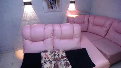 Sara... online show from 11/22/25, 05:06