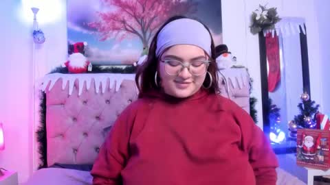 Snapshot of sara_ariass chatting on 12/14/24, 01:50 SARA ARIAS online show from 12/14/24, 01:50