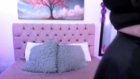 Snapshot of sara_ariass chatting on 03/07/25, 07:49 SARA ARIAS online show from 03/07/25, 07:49