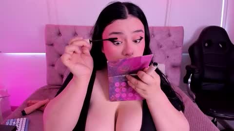 Snapshot of sara_ariass chatting on 09/24/25, 11:35 SARA ARIAS online show from 09/24/25, 11:35