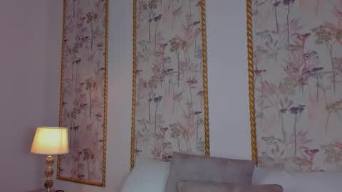 Sara online show from 10/18/25, 02:29