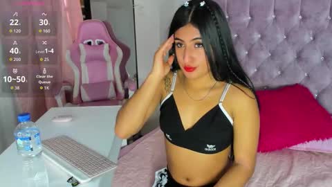 Sara online show from 11/20/25, 04:18