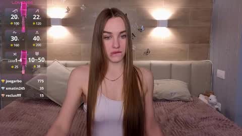 Snapshot of sara_crosss chatting on 01/21/25, 11:56 Sara online show from 01/21/25, 11:56