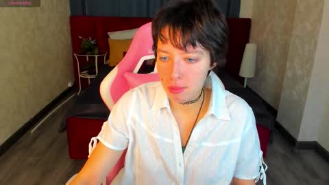 Sarah online show from 10/09/25, 01:25