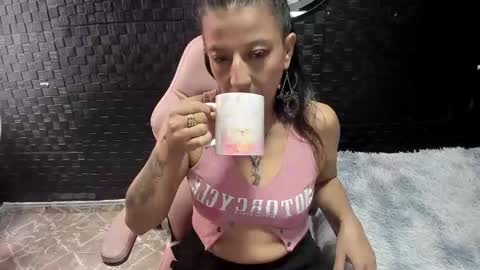 Snapshot of sara_hot_2 chatting on 10/21/25, 12:50 no limits sarah online show from 10/21/25, 12:50