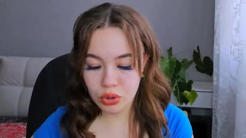 Snapshot of sara_kox chatting on 02/25/25, 12:45 sara_kox online show from 02/25/25, 12:45