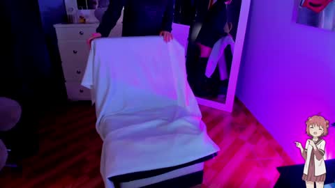 Snapshot of sara_leenn chatting on 01/18/25, 07:28 online show from 01/18/25, 07:28