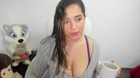 Snapshot of sara_lizcano chatting on 12/28/24, 10:58 sarah LIZCANO....... online show from 12/28/24, 10:58