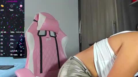 Snapshot of sara_maisa chatting on 02/10/25, 09:25 SARA INDEPENDENT MODEL online show from 02/10/25, 09:25
