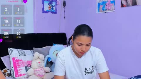 Snapshot of sara_mendez2_ chatting on 09/14/25, 11:26 Sara Mendez online show from 09/14/25, 11:26