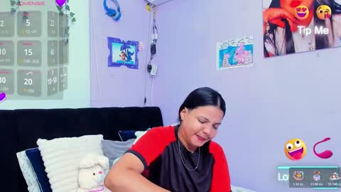 Snapshot of sara_mendez2_ chatting on 11/01/25, 11:18 Sara Mendez online show from 11/01/25, 11:18