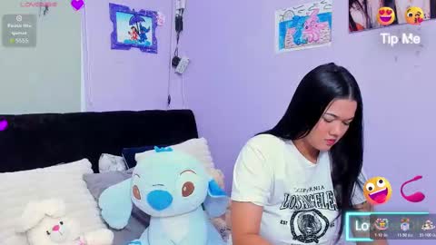 Snapshot of sara_mendez2_ chatting on 11/16/25, 12:16 Sara Mendez online show from 11/16/25, 12:16