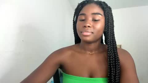 Sara online show from 09/30/25, 09:20