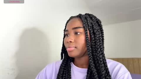 Sara online show from 11/05/25, 02:55