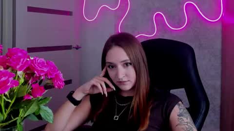 Sara online show from 10/07/25, 07:11