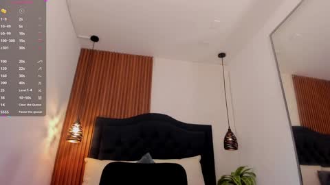  -  online show from 12/19/24, 11:03