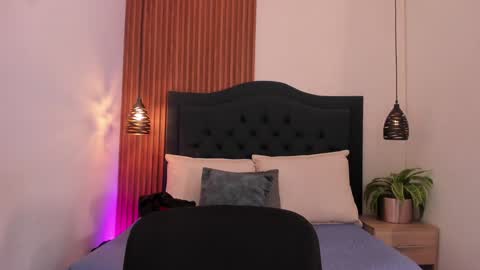  -  online show from 12/24/24, 07:11