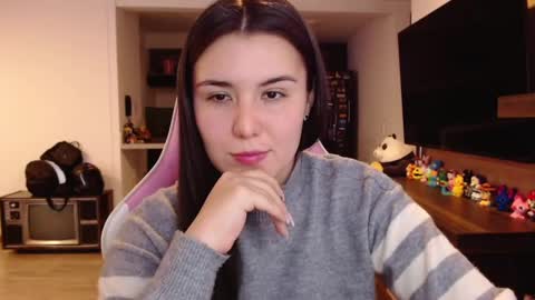 Snapshot of sara_sunrise_ chatting on 01/24/25, 07:18 Sara online show from 01/24/25, 07:18