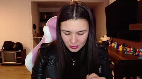 Snapshot of sara_sunrise_ chatting on 03/05/25, 06:45 Sara online show from 03/05/25, 06:45