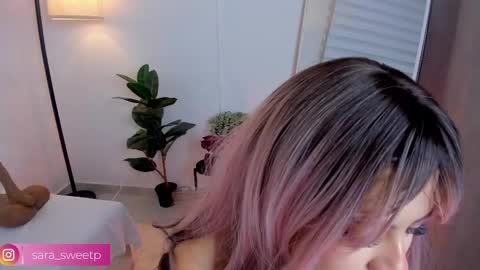 Snapshot of sara_sweett9 chatting on 12/05/24, 11:07 sara_sweett9 online show from 12/05/24, 11:07