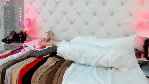 Saraa Gomez online show from 01/17/25, 09:28