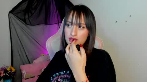 Snapshot of saraa_ramirez chatting on 01/06/25, 06:36 Sarah Ramirez online show from 01/06/25, 06:36