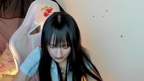 Snapshot of saraa_ramirez chatting on 01/15/25, 10:06 Sarah Ramirez online show from 01/15/25, 10:06