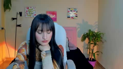 Snapshot of saraa_ramirez chatting on 02/07/25, 03:19 Sarah Ramirez online show from 02/07/25, 03:19