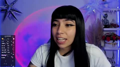 Sara online show from 03/11/25, 02:21