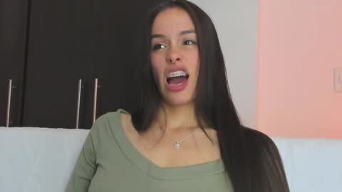 Sara online show from 11/19/25, 08:31