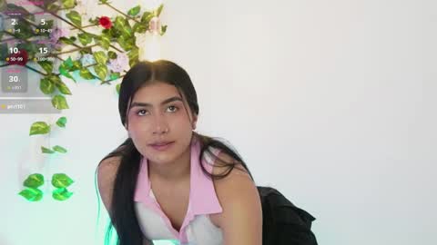 Sara online show from 10/22/25, 06:07