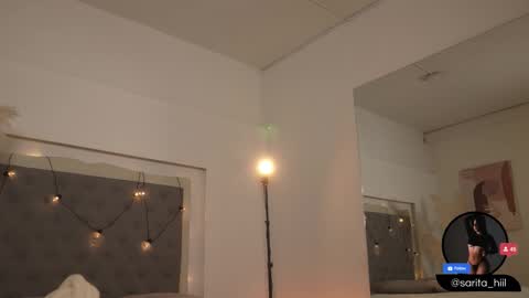 Snapshot of sarah_hiill chatting on 10/11/25, 08:18 online show from 10/11/25, 08:18