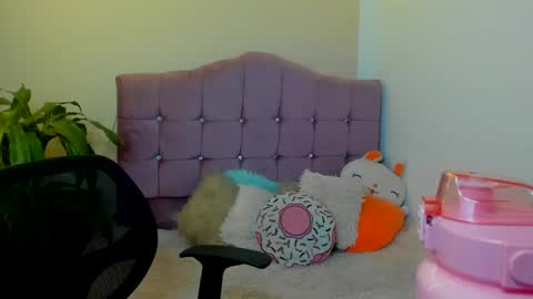 Snapshot of sarah_ramirez777 chatting on 12/16/24, 10:18 Sarah Ramirez online show from 12/16/24, 10:18