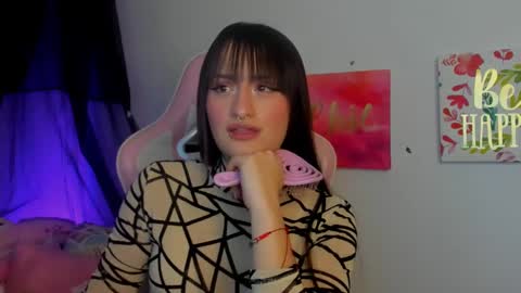 Snapshot of sarah_ramirez777 chatting on 12/28/24, 04:19 Sarah Ramirez online show from 12/28/24, 04:19