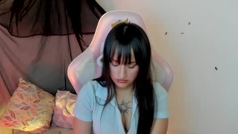 Snapshot of sarah_ramirez777 chatting on 01/15/25, 07:05 Sarah Ramirez online show from 01/15/25, 07:05