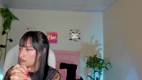 Snapshot of sarah_ramirez777 chatting on 02/26/25, 02:57 Sarah Ramirez online show from 02/26/25, 02:57