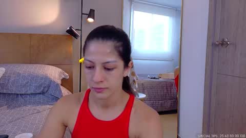 Snapshot of sarah_rayy chatting on 09/25/25, 08:01 sarah_rayy online show from 09/25/25, 08:01