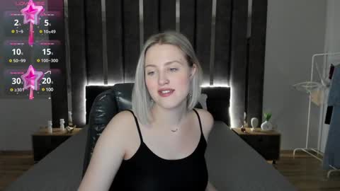 Snapshot of sarah_soul chatting on 01/22/25, 12:59 Sarah online show from 01/22/25, 12:59