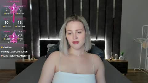 Snapshot of sarah_soul chatting on 01/23/25, 07:00 Sarah online show from 01/23/25, 07:00