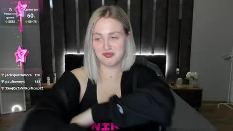 Snapshot of sarah_soul chatting on 02/12/25, 07:13 Sarah online show from 02/12/25, 07:13